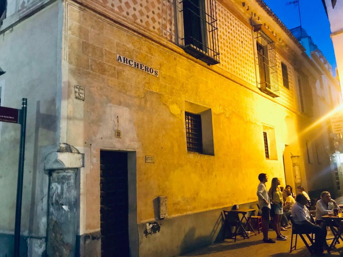 Los Patios De La Juderia Sevilla Buitenkant foto